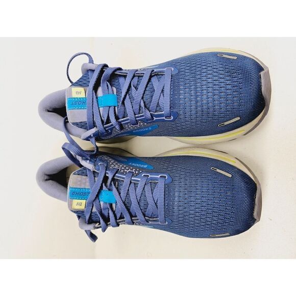 Brooks Women 9 Comfy footwear - Picture 8 of 9